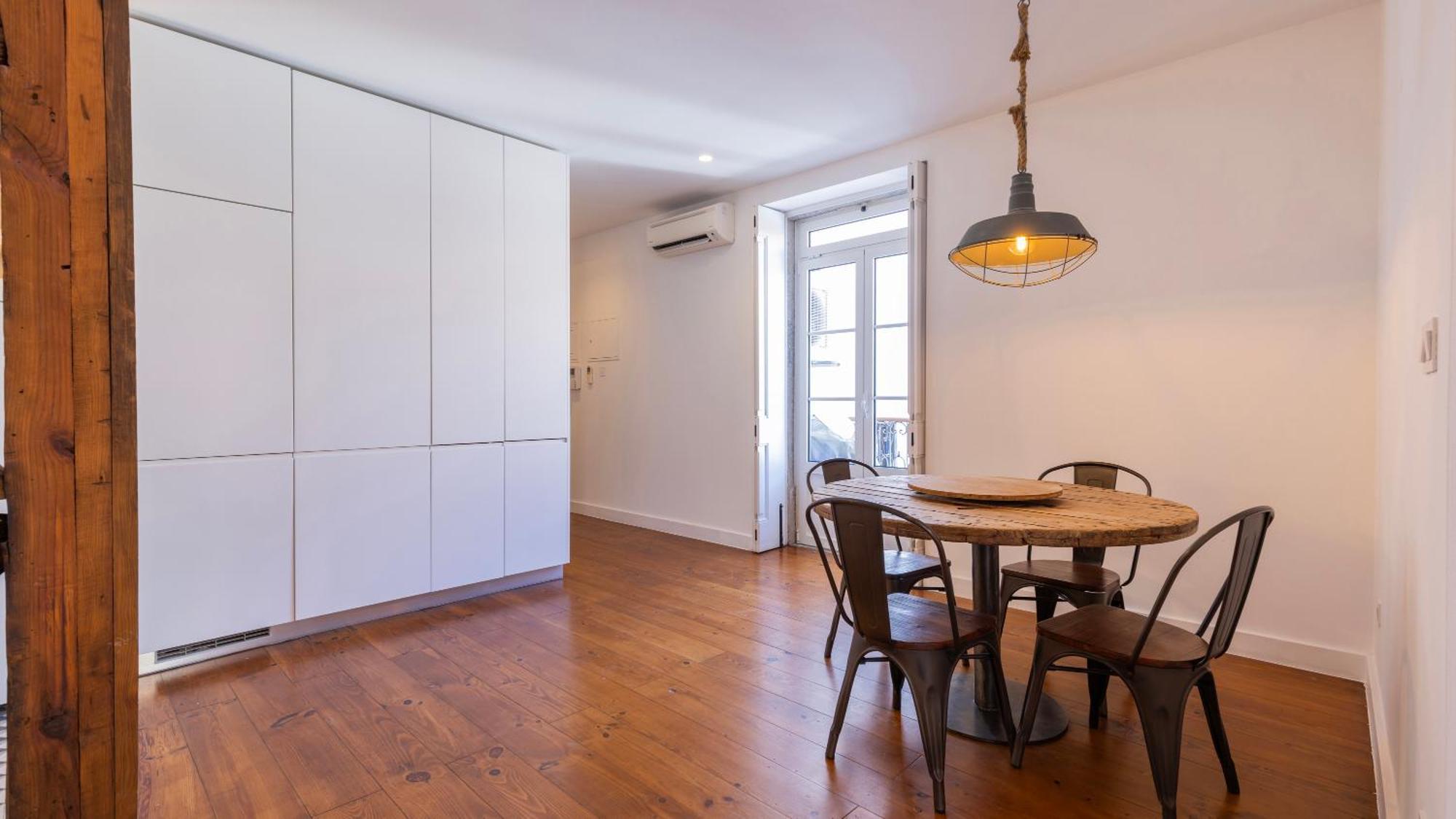 Charming 3Bdr Duplex In City Center By Lovelystay Lisbon Exterior photo