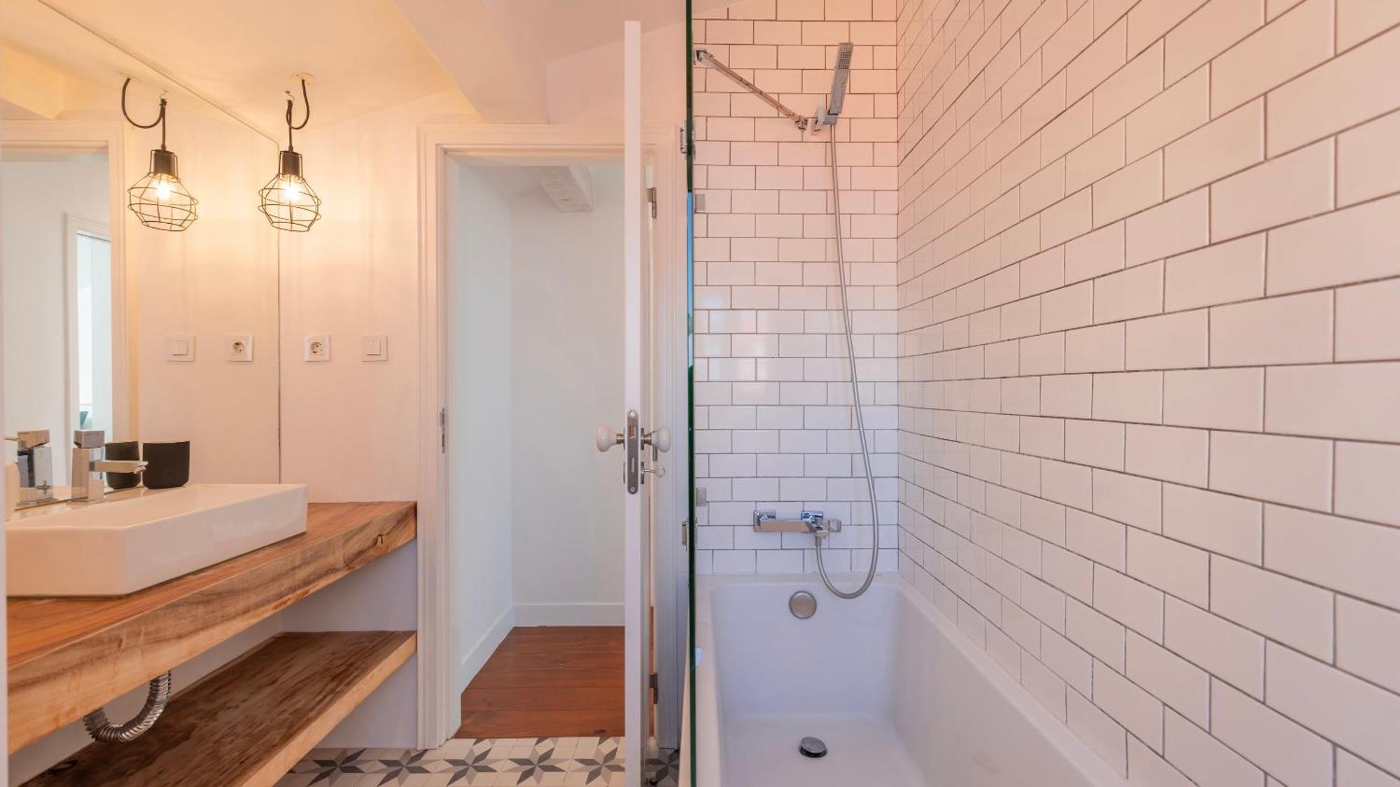 Charming 3Bdr Duplex In City Center By Lovelystay Lisbon Exterior photo